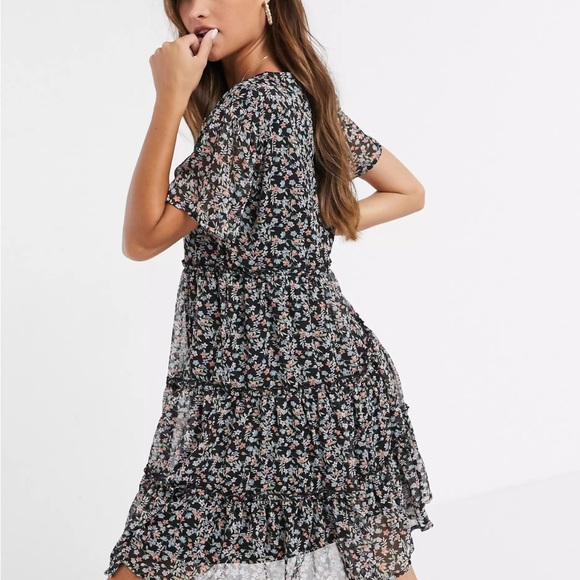 JDY mini smock dress with tiering in micro floral print - Picture 2 of 2
